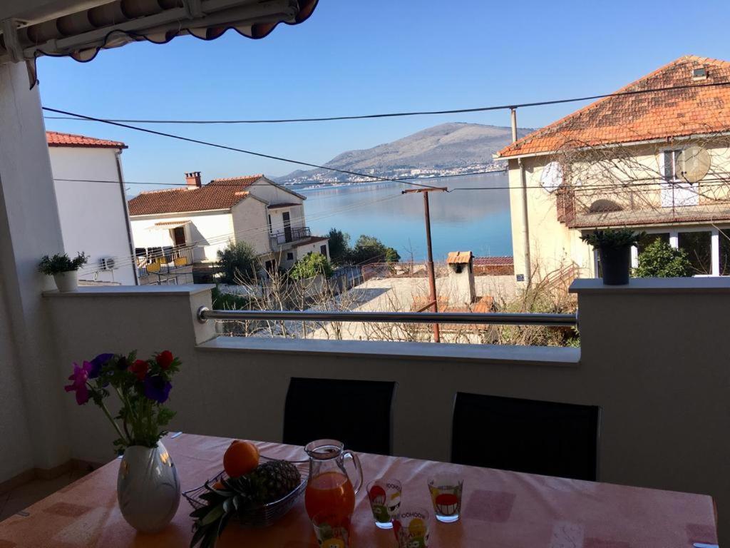 Apartman Mijic トロギール エクステリア 写真